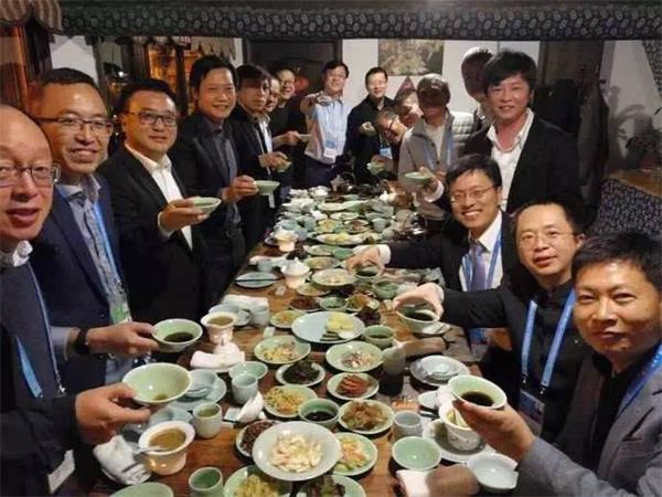 未來三十年會(huì)怎樣？馬云李彥宏等大佬預(yù)言！