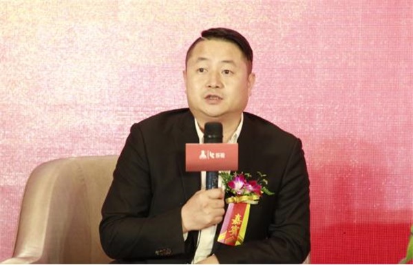 大自然地板5月開啟“為愛筑家”團(tuán)購(gòu)盛典