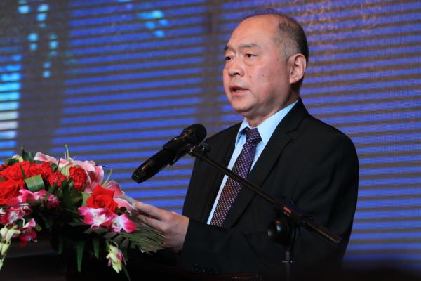 中國(guó)林產(chǎn)工業(yè)協(xié)會(huì)秘書長(zhǎng)石峰.jpg